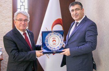 Nevşehir Hacı Bektaş Veli Üniversitesi Rektörü  Prof. Dr. Semih Aytekin’den Rektörümüze Ziyaret